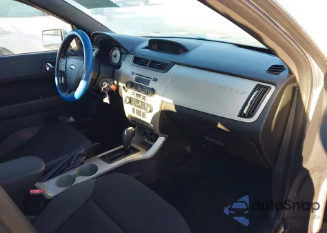 2011 Ford Focus Ses z USA, uszkodzony, nr VIN 1FAHP3GN0BW139424